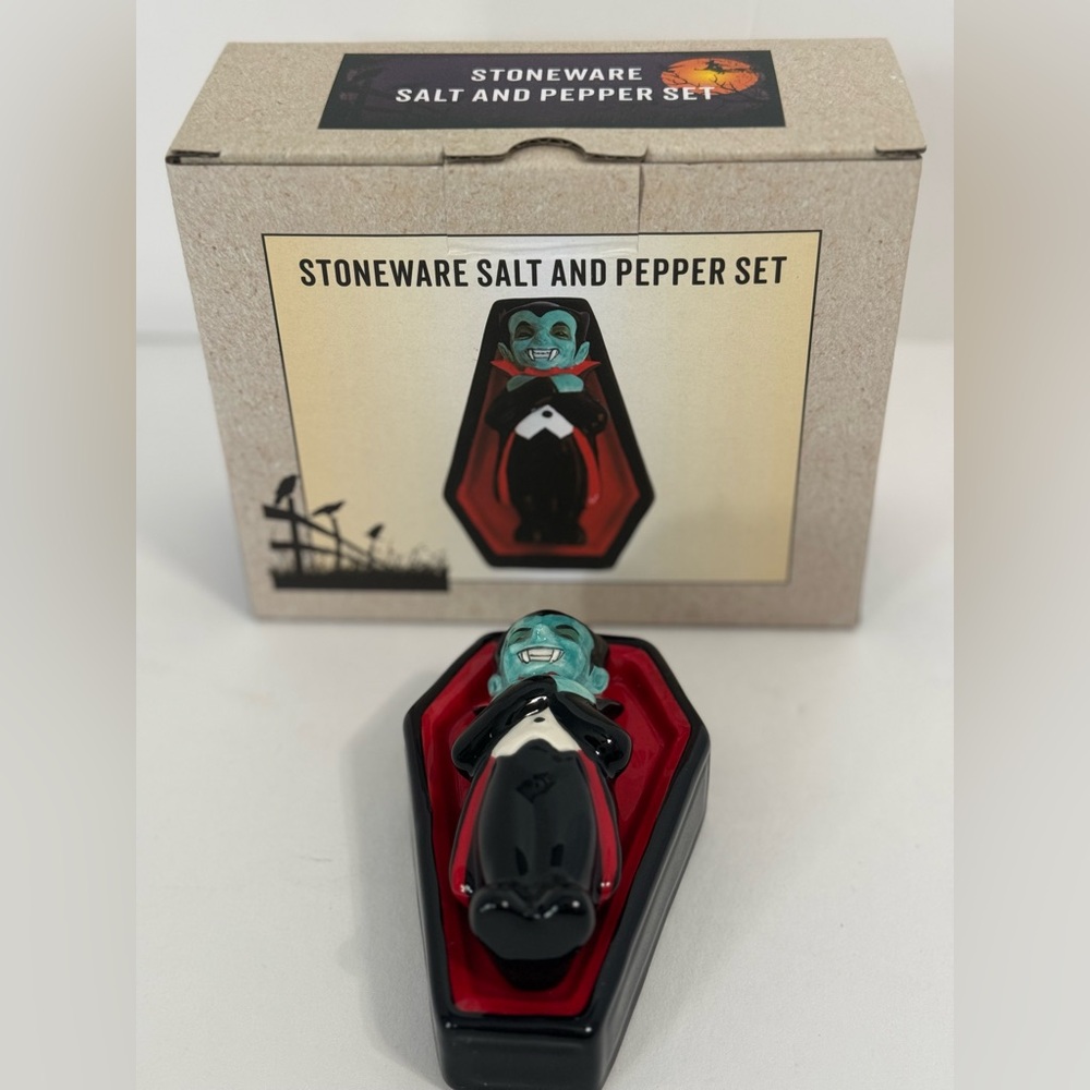 Cracker Barrel Vampire Stoneware Salt and Pepper Set